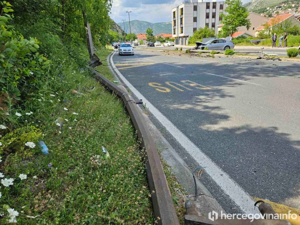 Prometna nesreća u Mahali