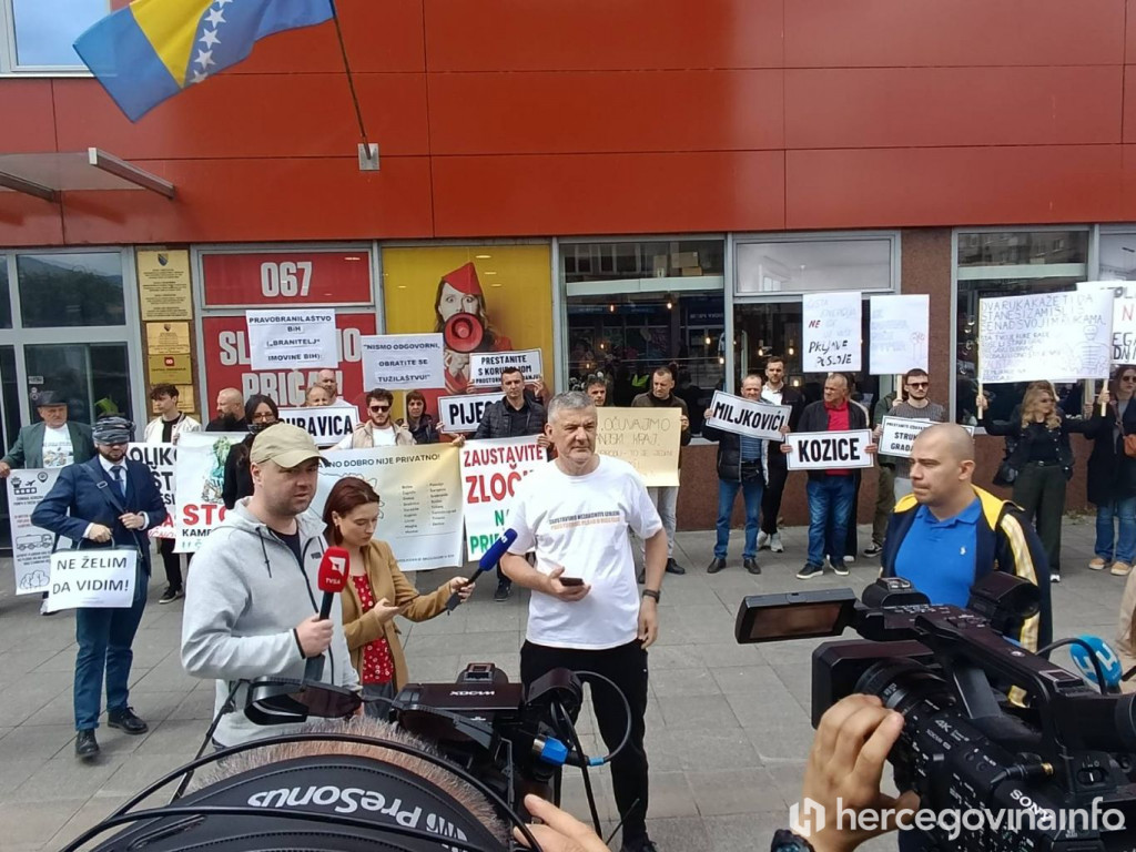 Prosvjedna šetnja ispred OHR-a u Sarajevu