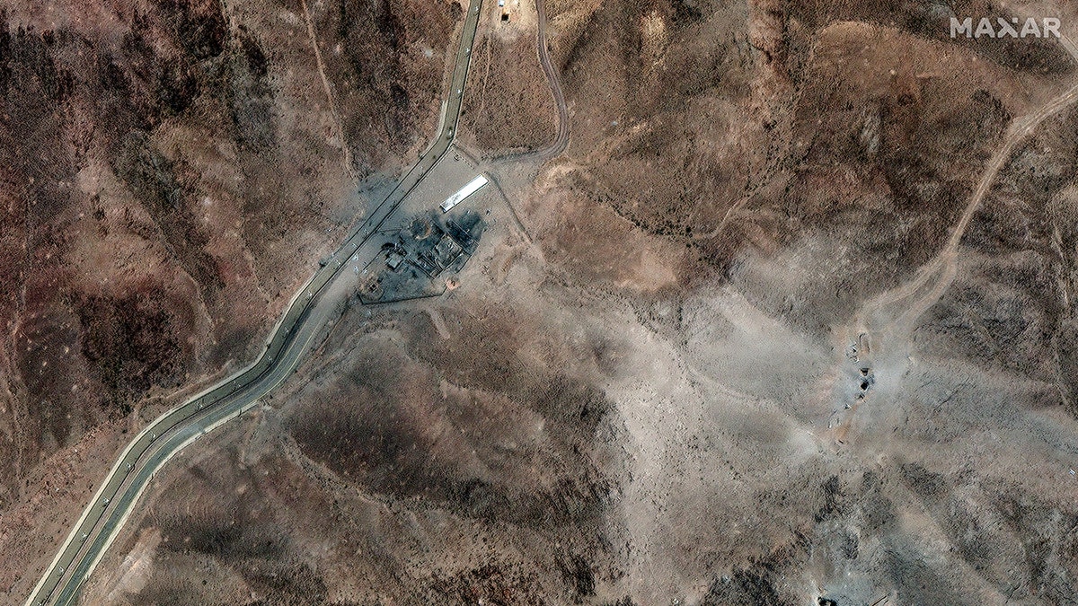 Oštećenje bombe i krateri na iranskom nuklearnom mjestu Fordow nakon američkog zračnog udara