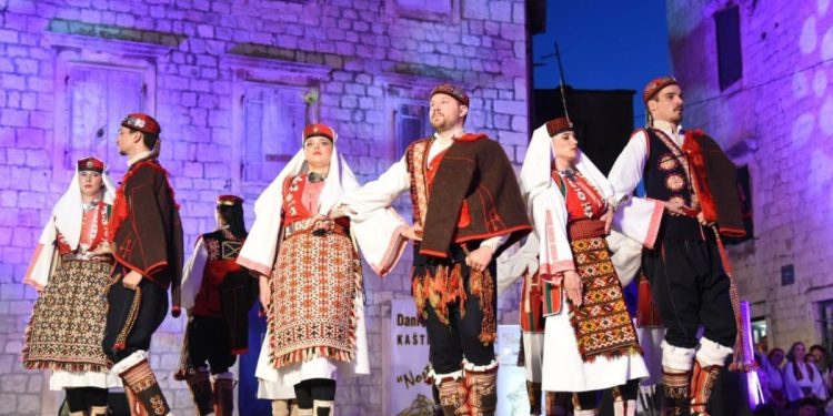 16. Dani tradicije “Nostalgija”: Slavlje nematerijalne kulturne baštine u Kaštelima