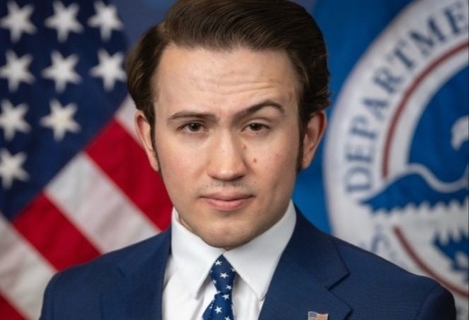 Thomas Fugate, bivši stažist zaklade Heritage i ljubitelj MAGA -e, imenovan je vodećom ulogom u Centru za programe prevencije i partnerstva, poznat kao CP3