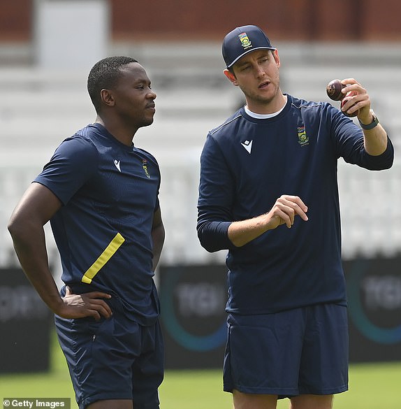 LONDON, ENGLAND - JUNE 09: Stuart Broad, bowling consultant talks with Kagiso Rabada (L) during a South Africa training session at Lord's Cricket Ground on June 09, 2025 in London, England. (Photo by Philip Brown/Getty Images)