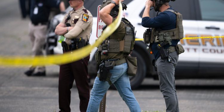 Prijatelji kažu da je osumnjičeni za pucanje u Minnesoti bio duboko religiozan i konzervativan