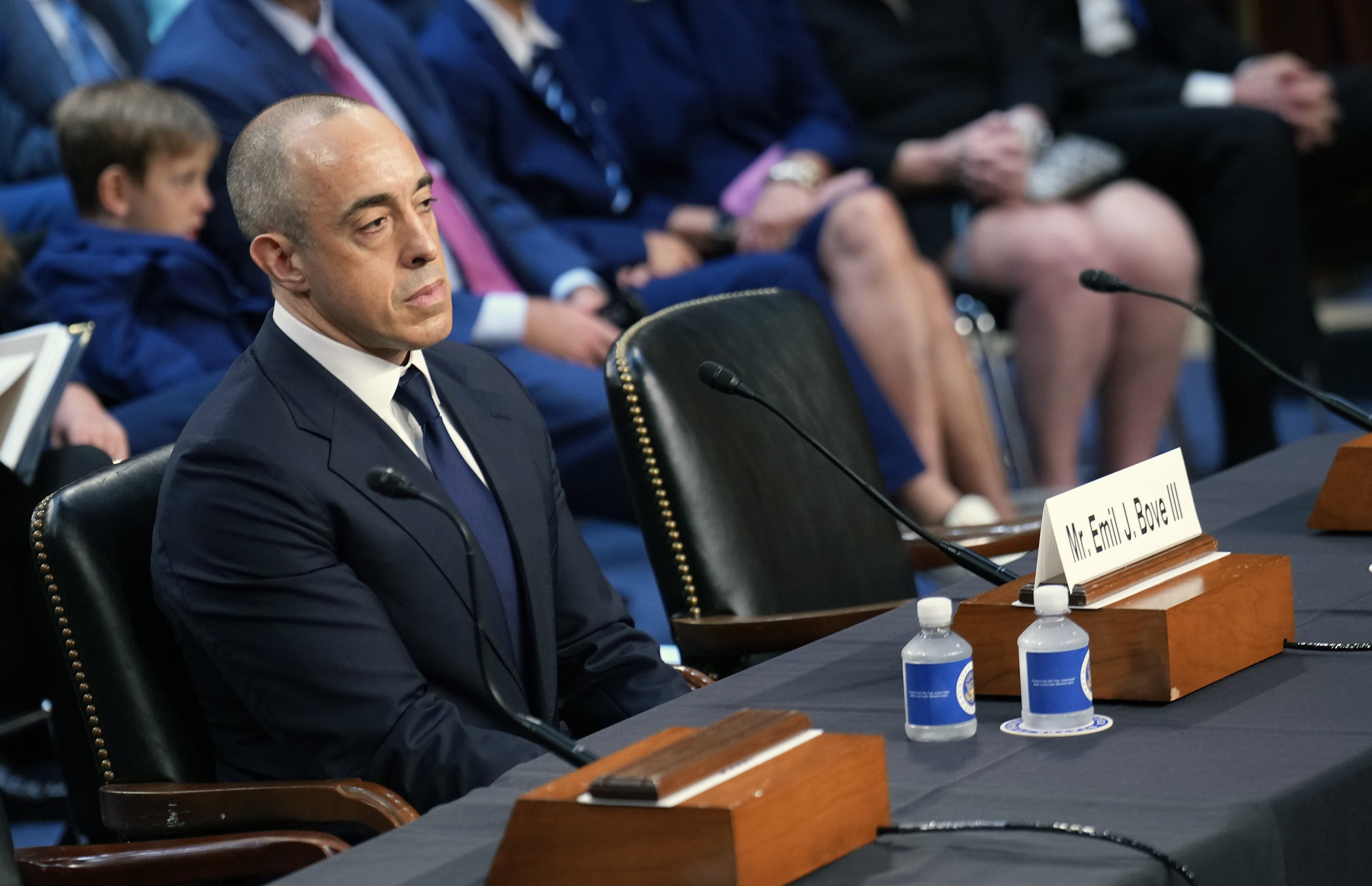 Bove, jedan od Trumpovih bivših odvjetnika za kaznenu obranu, rekao je 25. lipnja Senatskom odboru za pravosuđe da se nije 