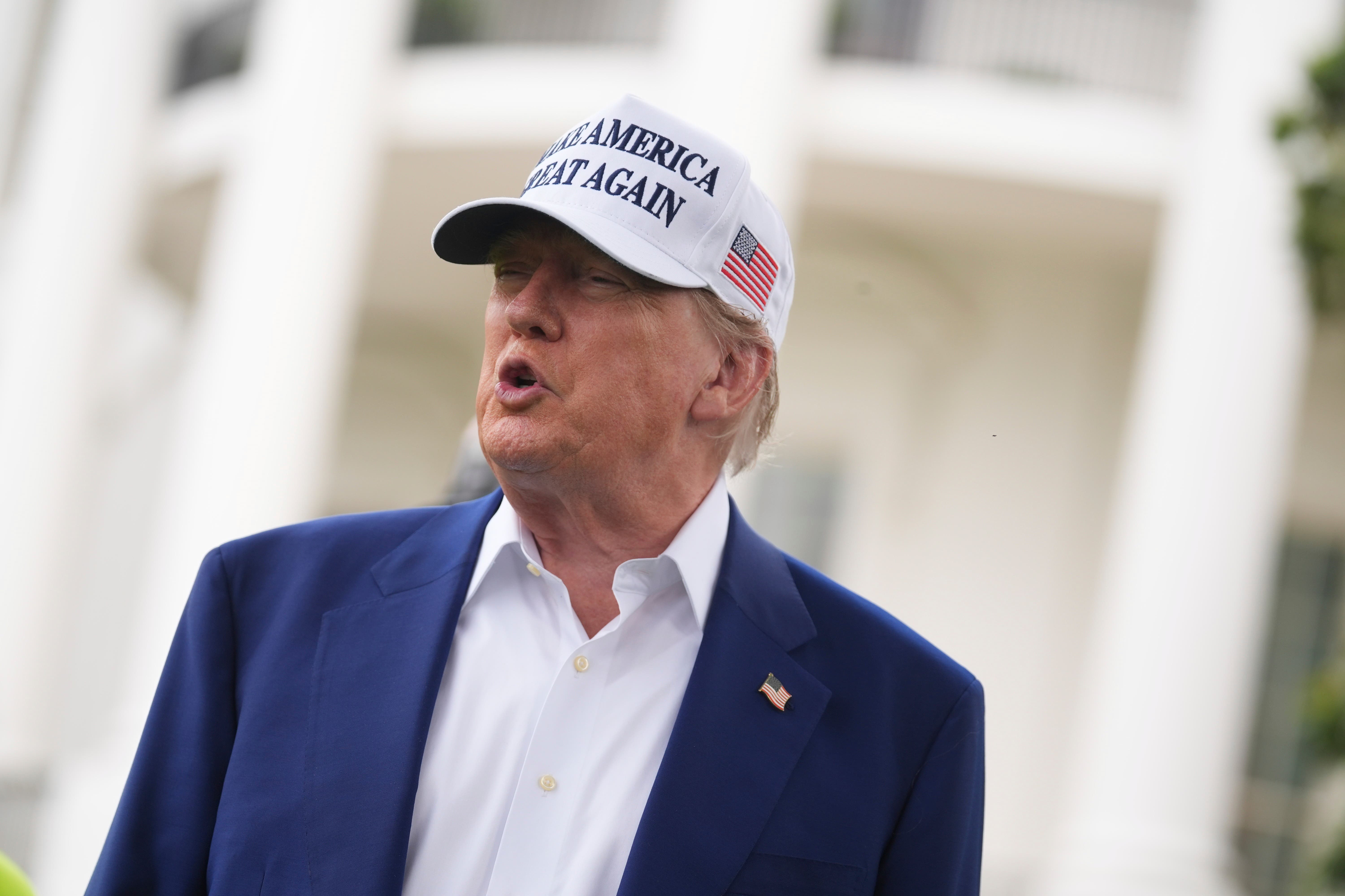 Donald Trump požalio se na CNN-ovog novinara koji ga je ispitivao o Maga povratnoj razini njegovom iranskom sabljaju, nazivajući je