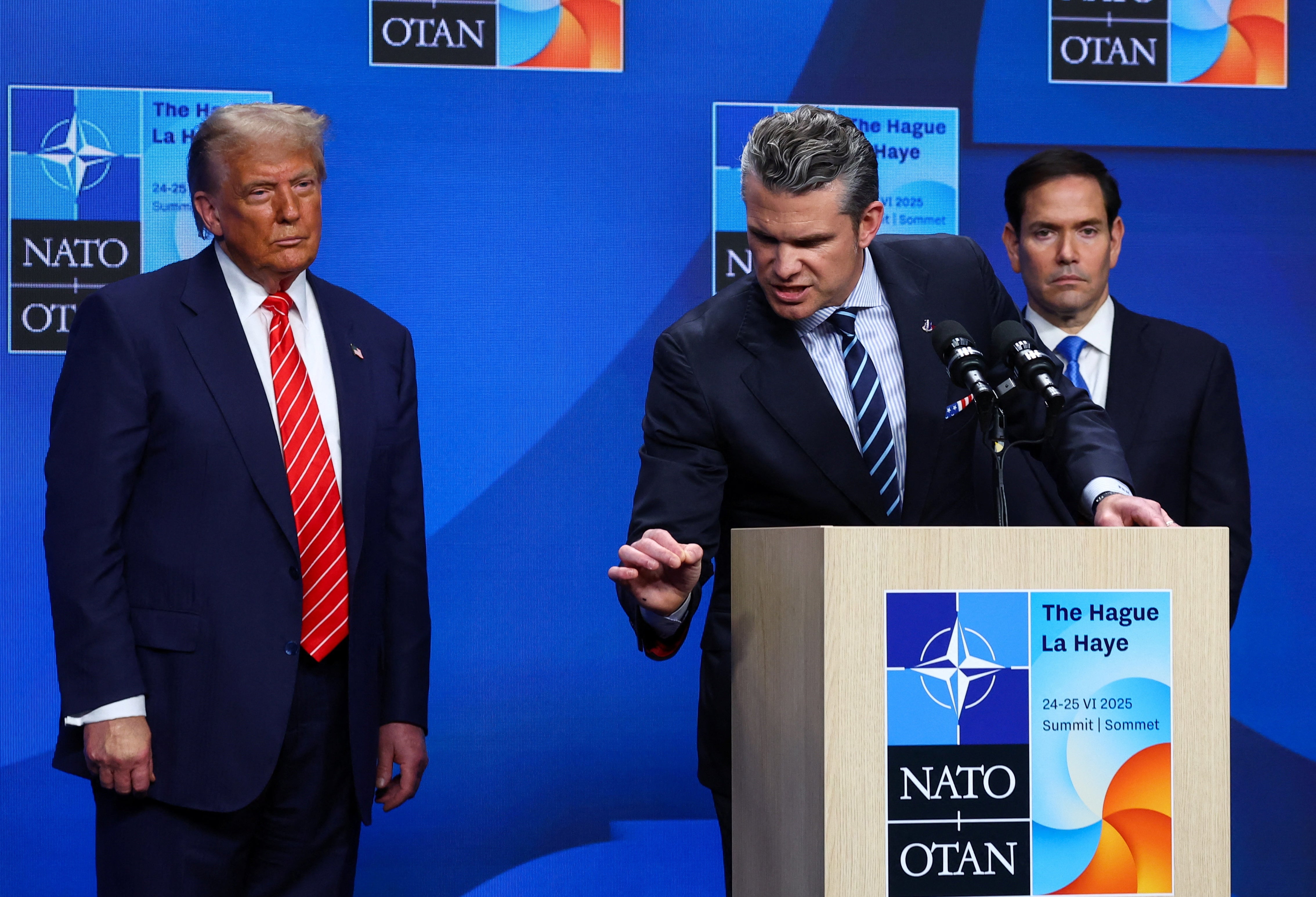 Predsjednik Donald Trump, ministar obrane Pete Hegseth i državni tajnik Marco Rubio na samitu NATO -a 2025. u Haagu