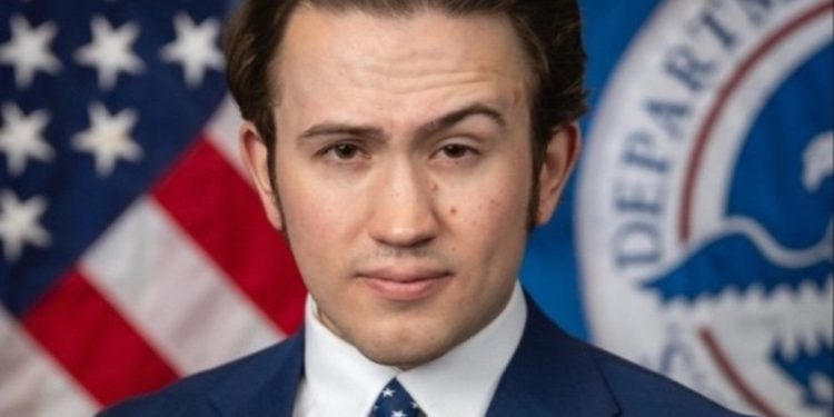 22-godišnji fakultetski studij bez vladinog iskustva sada vodi tim za prevenciju terorizma od 18 milijuna dolara: ‘Stavljanje pripravnika za glavno’