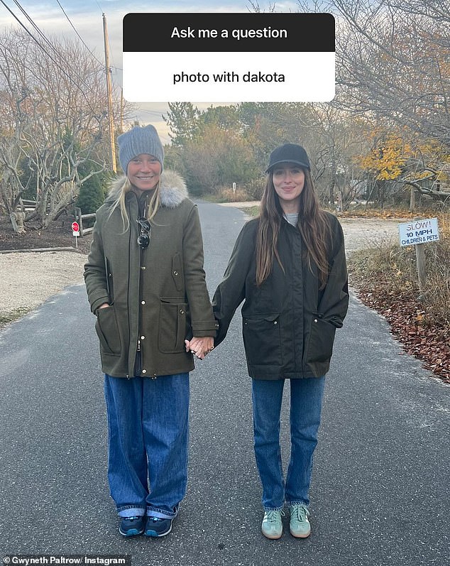 Johnson je uspostavio blisku vezu s Martinovim bivšim Paltrowom (na slici)