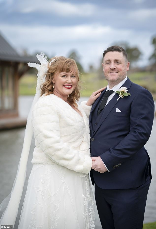 Katie (37) brutalno je odbacila korisnik serijske aplikacije za upoznavanje, koji je u emisiji kontinuirano rekao da želi 'sitnu plavušu'