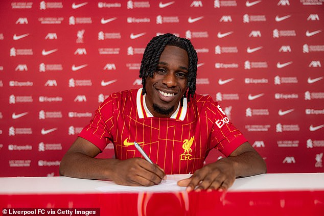 Frimpongov odlazak iz Bayera Leverkusena dovršen je nakon što je Liverpool aktivirao svoju klauzulu o puštanju od 29,5 milijuna funti