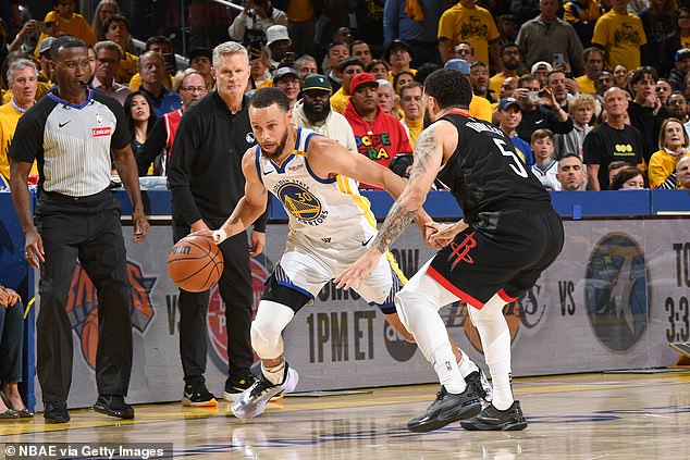 Trener Warriorsa Steve Kerr žalio se na uočeni nedostatak loših poziva na Curry u doigravanju