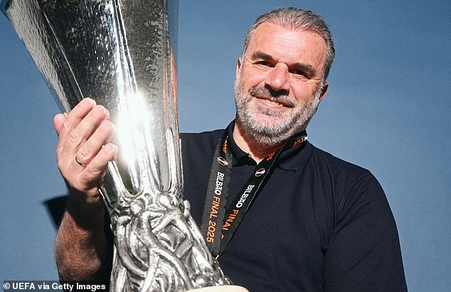 Ange Postecoglou želi da Romero ostane u klubu i nazvao ga 