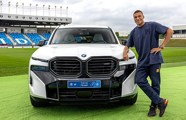 Madrid ima partnerstvo s BMW-om, što znači da Alexander-Arnold neće moći voziti svoj Range Rover u zemlji