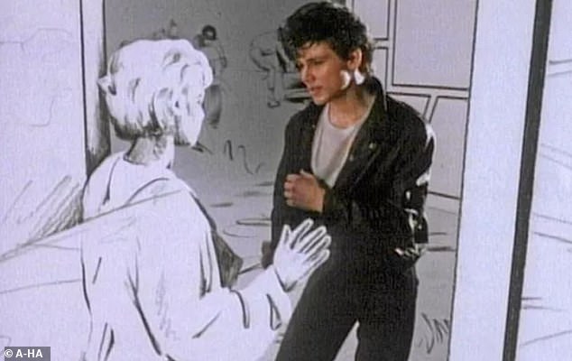 Bend je bio poznat po hit pjesama poput Take On Me (objavljeno 1985.)