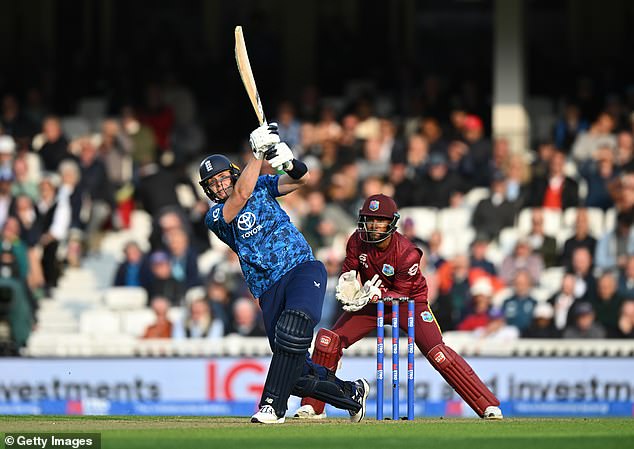 Brook je bio važan u uvjeravanju Jamieja Smitha i da se ponovno zamislite unutar Engleske XI