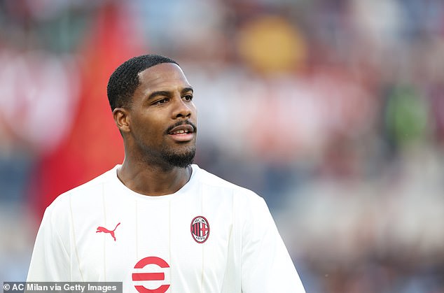 Maignan je navodno odbio više ugovornih ponuda iz Milana u posljednjih nekoliko mjeseci