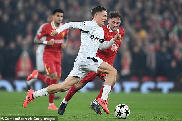 Arne utor, razumije se, vidi ga kao ne 10, ali on može djelovati u različitim ulogama