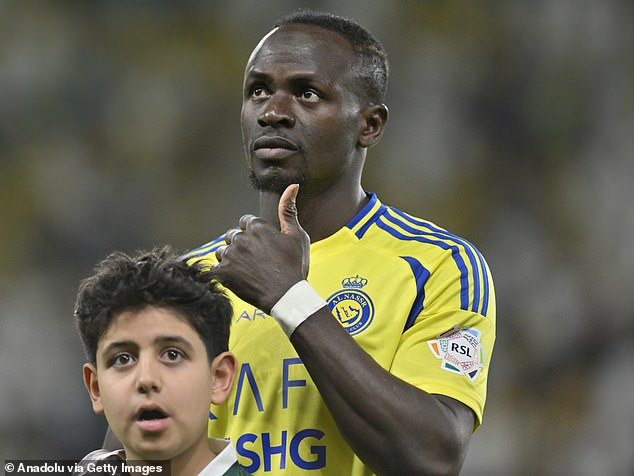 Mane će u petak propustiti senegalsku prijateljsku protiv Irsku, a zatim protiv Engleske sljedećeg utorka