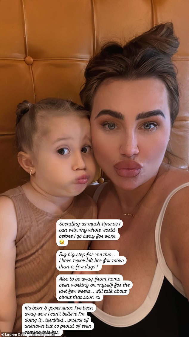 Lauren se slikala sa svojom kćeri Larose prije putovanja