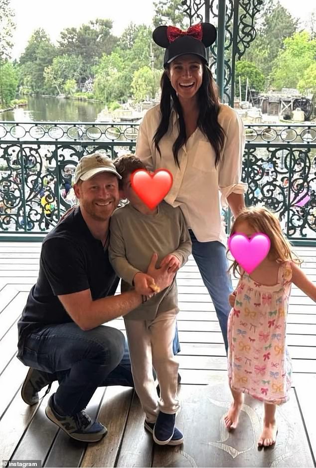 Čini se da je iza sebe stavila sramotu dok su ona i suprug princ Harry (40) uživali u obiteljskom putovanju u Disneyland u Kaliforniji