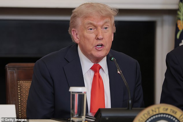 Otvorio je o reakciji koju je dobio za podršku Trumpa tijekom dokumenata Fox Nation pod nazivom Art of the Surge; Trump je vidio ranije ovog mjeseca u Washingtonu DC