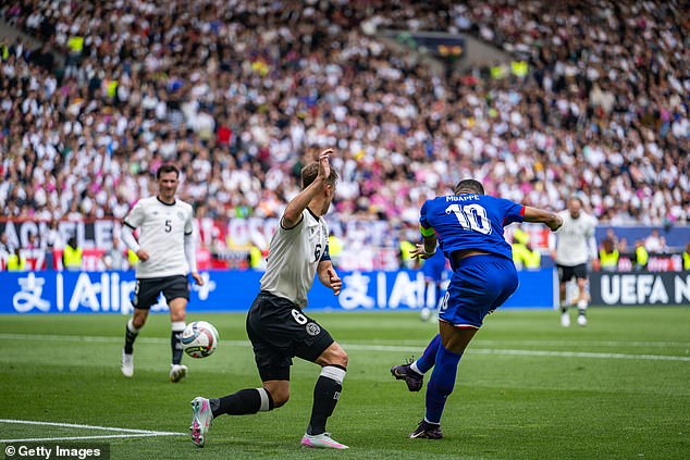 Zvijezda Real Madrida postigla je svoj 50. gol za svoju zemlju nakon sjajnog dijela vještine