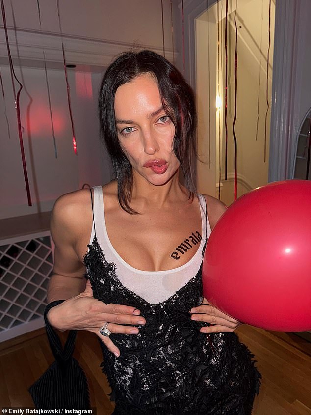 Manekenka i glumica prekrili su noć i čak su nastojali da gosti na A popisuju svoje ime na dijelovima njihovog tijela (Irina Shayk na slici)