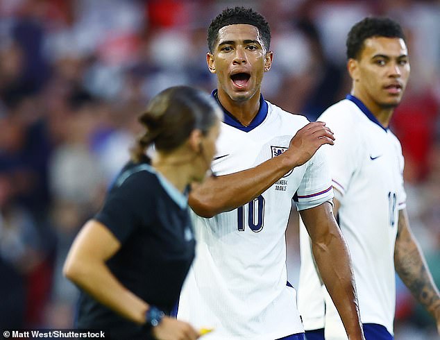 Bellingham se oporavlja s sucem Stephanie Frappart nakon što je njegov gol protiv Senegala isključen za rukomet Levi Colwill