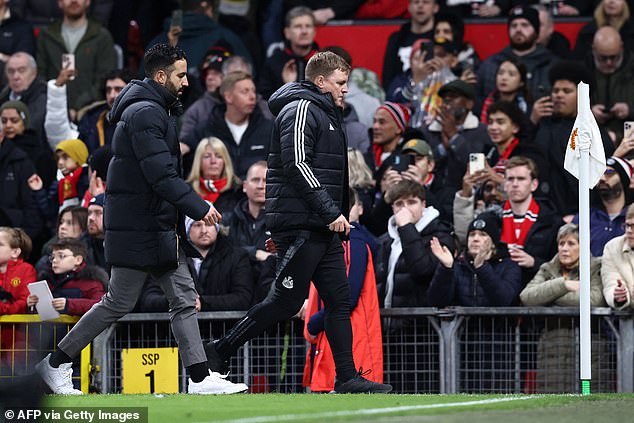 Newcastle Eddie Howe također bi mogao pristupiti Old Trafford Outcastu