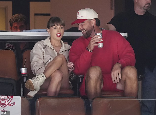 Swift i Kelce pojavili su se iznenađujući na finalu finala Stanley Cupa na Floridi prošlog tjedna