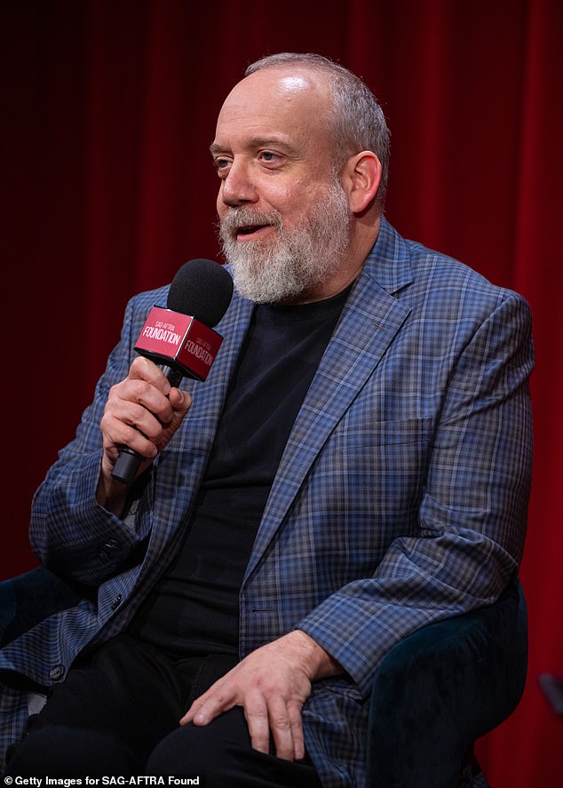 Paul Giamatti, 58, drugi je favorit za dio koji je predstavio u IDES -u ožujka (na slici svibnja 2025.)