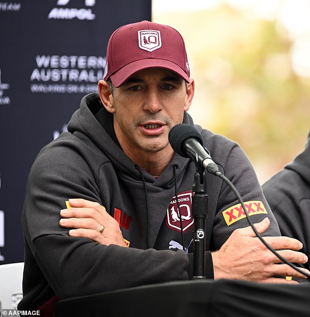 Slater je prikazan na svojoj konferenciji za novinare u utorak, kada je odgajao Greenovo samoubojstvo dok je pokrenuo mračni napad na Woods jer ga je nazvao 