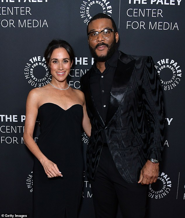 Meghan, vojvotkinja od Sussexa i Perry pozirala je u LA -u na događaju 4. prosinca 2024.