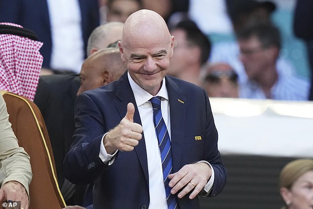 Predsjednik FIFA -e Gianni Infantino bio je bikov zbog snažnog interesa za novi događaj