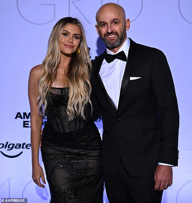Wag (lijevo) oženio se Aussie kriketom (desno) još 2022. godine
