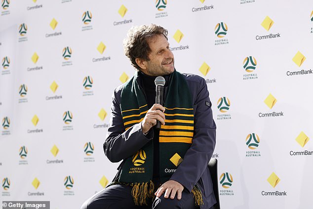 Joe Montemurro ima neke velike pozive za upućivanje na sljedećoj godini azijskog kupa na domaćem tlu