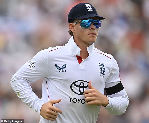 Jacob Bethell, koji je prvog dana došao kao poddob, sada će biti pušten natrag u Warwickshire