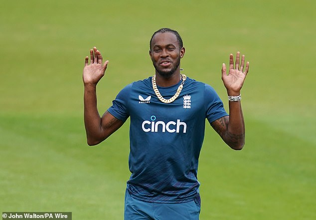 Jofra Archer, u međuvremenu, opet će imati crvenu loptu u ruci dok se vraća na dužnost Sussexa