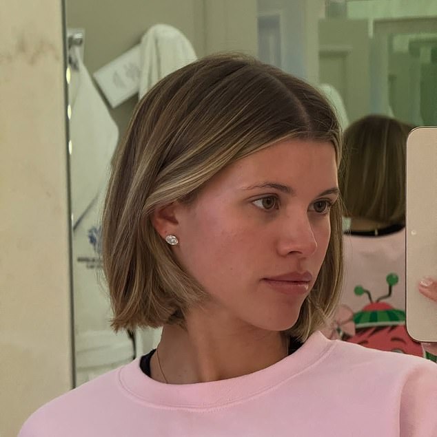 26-godišnja kći Lionela Richie upravo je prekršila svoju tišinu o glasinama da je Elliot (31) prevario svoje rođenje njihove kćeri Eloise, koja je sada jedna