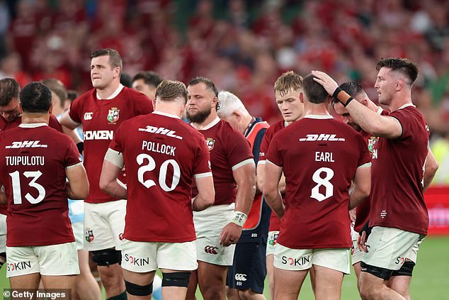 Nalazi se na turneji s ranjenim ponosom nakon poraza od petka od strane Argentine