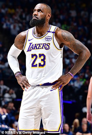 James je pobijedio s Miamijem, LA -om i Clevelandom