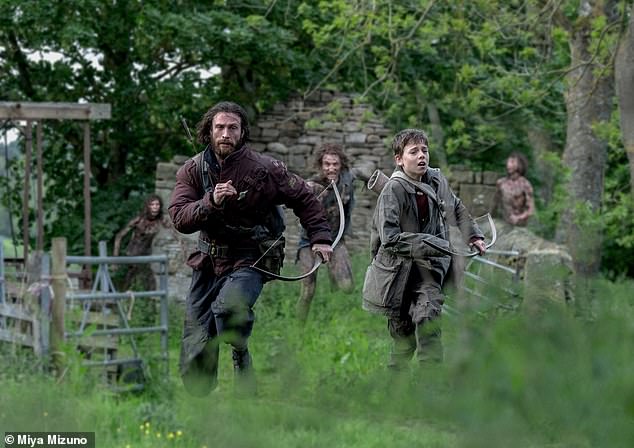 Drugo mjesto otišlo je u strah od 28 godina kasnije. Aaron Taylor-Johnson zvijezde u apokaliptičnom trileru koji je zaradio 45 milijuna dolara u zemlji i gotovo 30 milijuna dolara u inozemstvu za debitantski ukupno 74,9 milijuna dolara