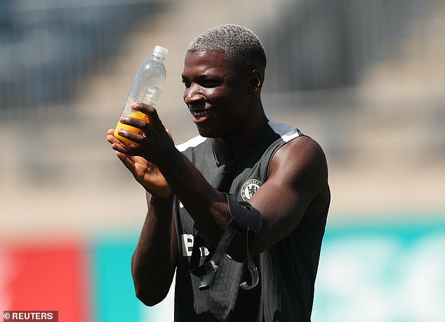 Hidratacija je ključna, a Moises Caicedo bio je dio vrlo kratke sesije u ponedjeljak