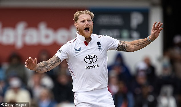 Stokes je obično napadački kapetan, ali činilo se da se udaljava od svog modusa operandi