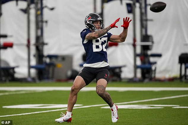 St. Brown je razgovarao s Jaylin Noel, porijeklom iz Kansas Cityja, kojeg je sastavljao Houston