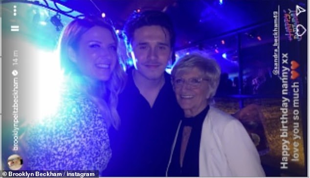 To dolazi nakon što je Davidov najstariji sin Brooklyn Beckham dokazao da nisu sve obiteljske veze prekinute dok je u četvrtak podijelio slatku rođendansku počast Davidovoj mami Sandre