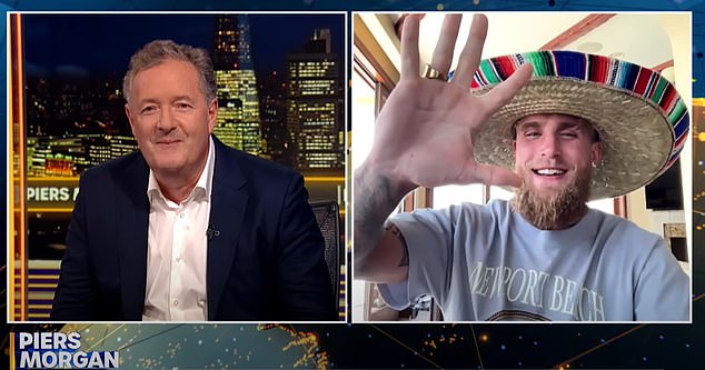 Samo nekoliko minuta ranije, Paul i Morgan podijelili su se smijeh dok su započeli intervju