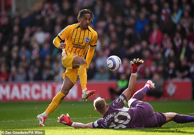 Pedro je ostao iz Brightonove posljednje dvije utakmice nakon svađe s Janom Paulom Van Heckeom