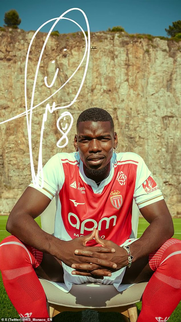 Zvijezda se pridružila Kljusnom klubu na dvogodišnjem sporazumu nakon što je zabrana ukinuta ove godine