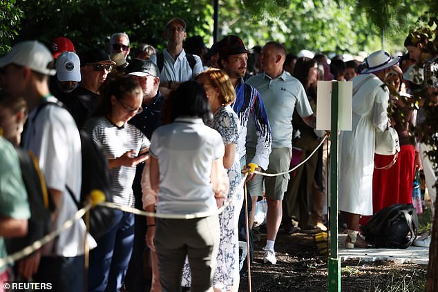 Wimbledon je upozorio da će biti dijelova reda i temelja bez sjene